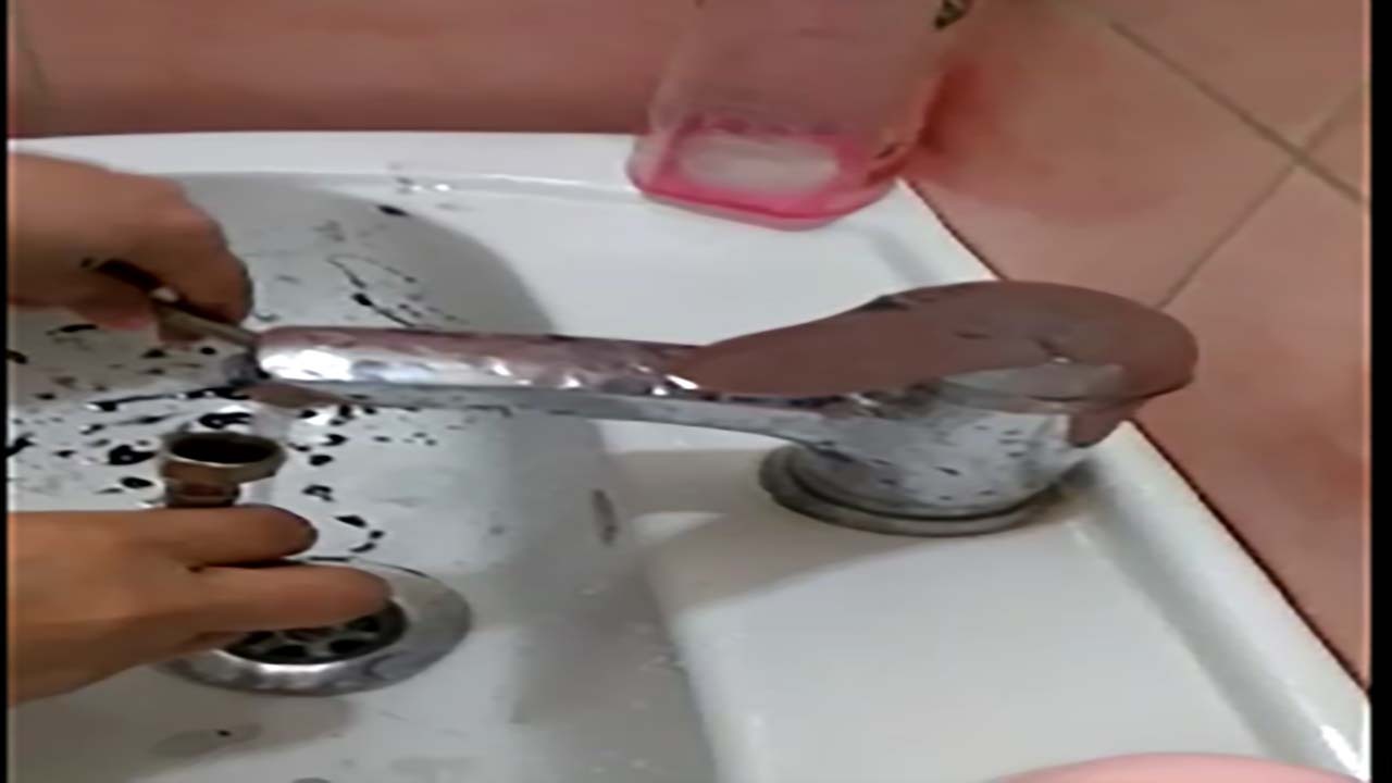 فیلمی از وضع اسفناک آب شرب در شهرک باغ‌میشه