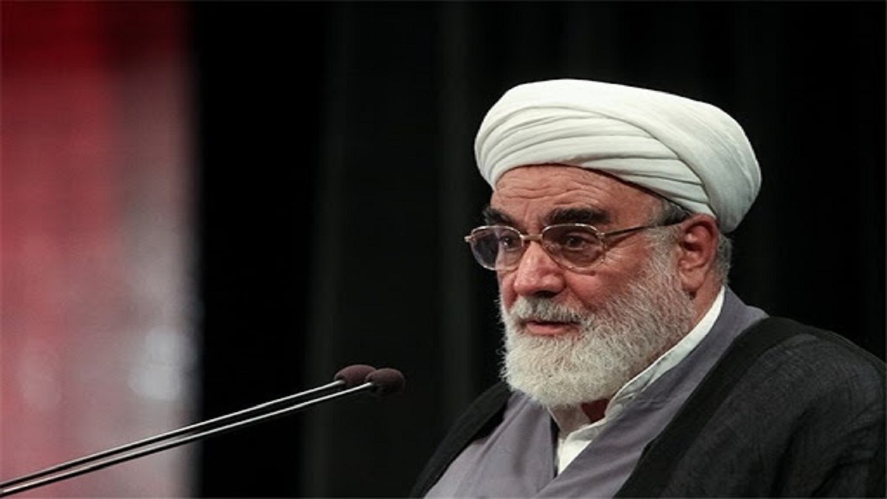 ۱۵۰۰ نفر در لیست تحریم‌ها قرار دارند