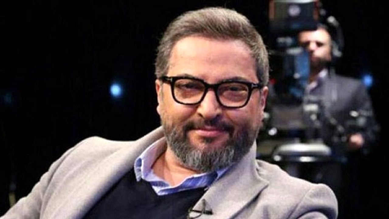 تصویری زیرخاکی از مهرداد میناوند در جمع دوستانش