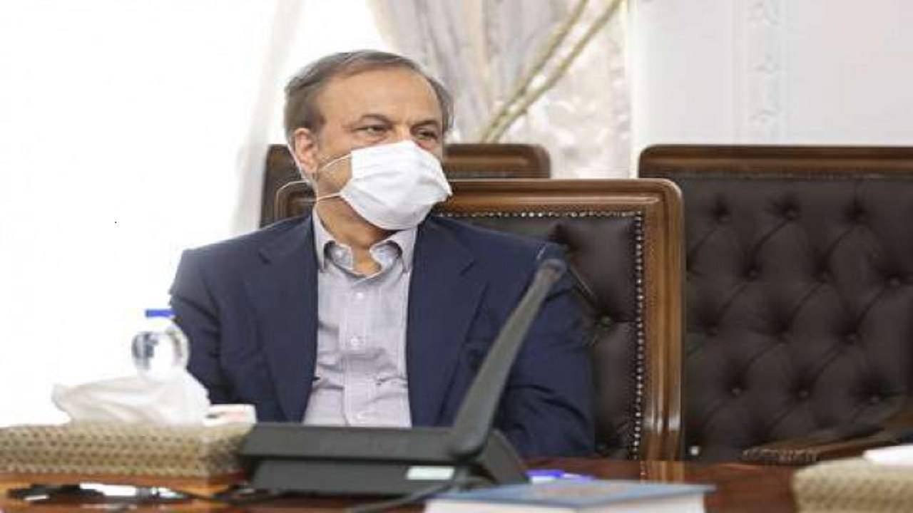 مخالف قیمت‌گذاری دستوری هستم
