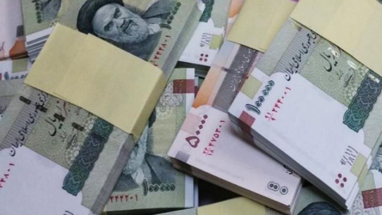 سیل نقدینگی سراغ بانک‌ها رفت/ سپرده‌ها افزایش، اما اختصاص تسهیلات به تولید کم!
