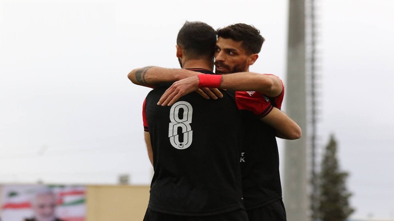 پرسپولیس قهرمان نیم فصل لیگ برتر فوتبال شد