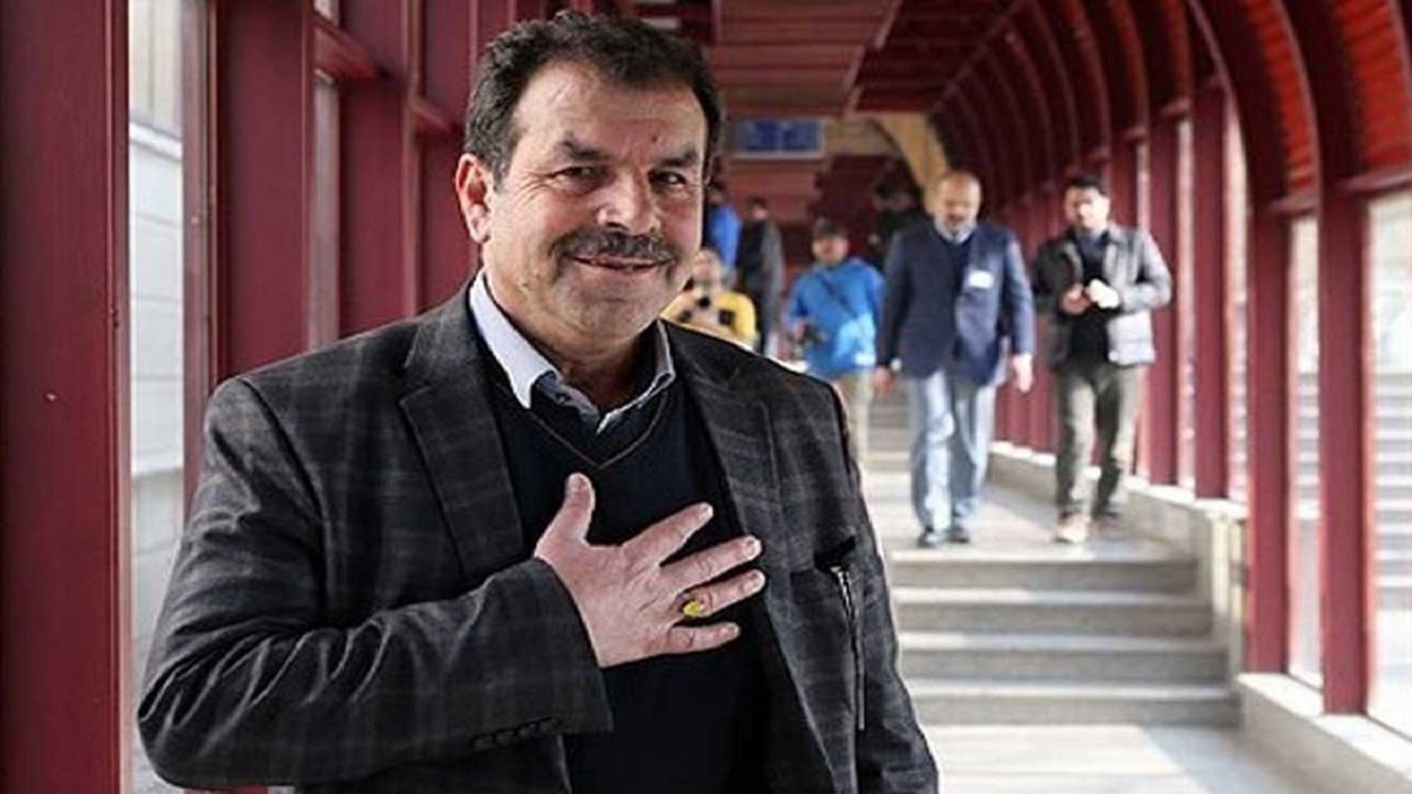 اصفهانیان: در پرونده ویلموتس، تنها قرارداد او را امضا کردیم/ ما مسئول مشکل حقوقی پرونده او نیستیم