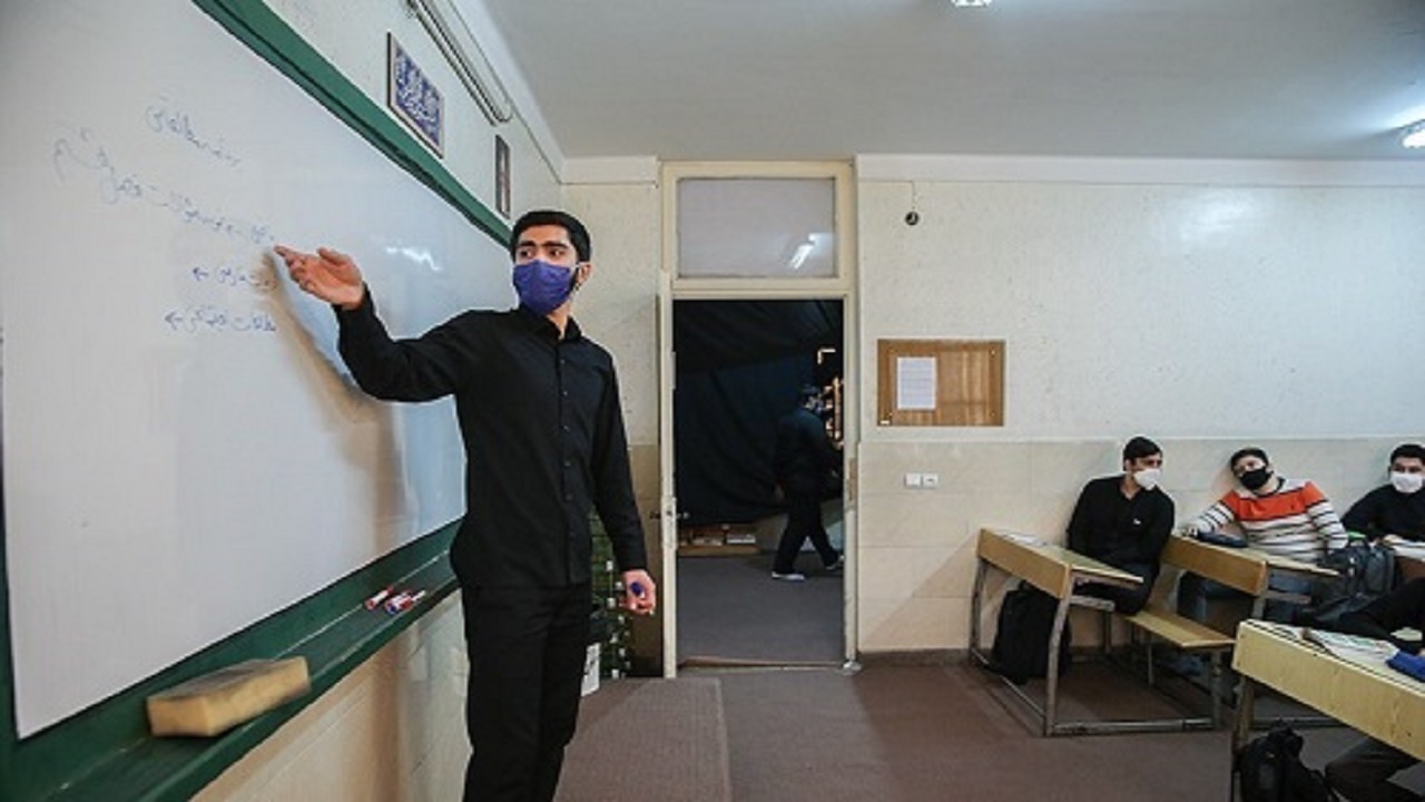 خروج دانشگاه شهید رجایی از ماموریت خود، تهدید بزرگی است