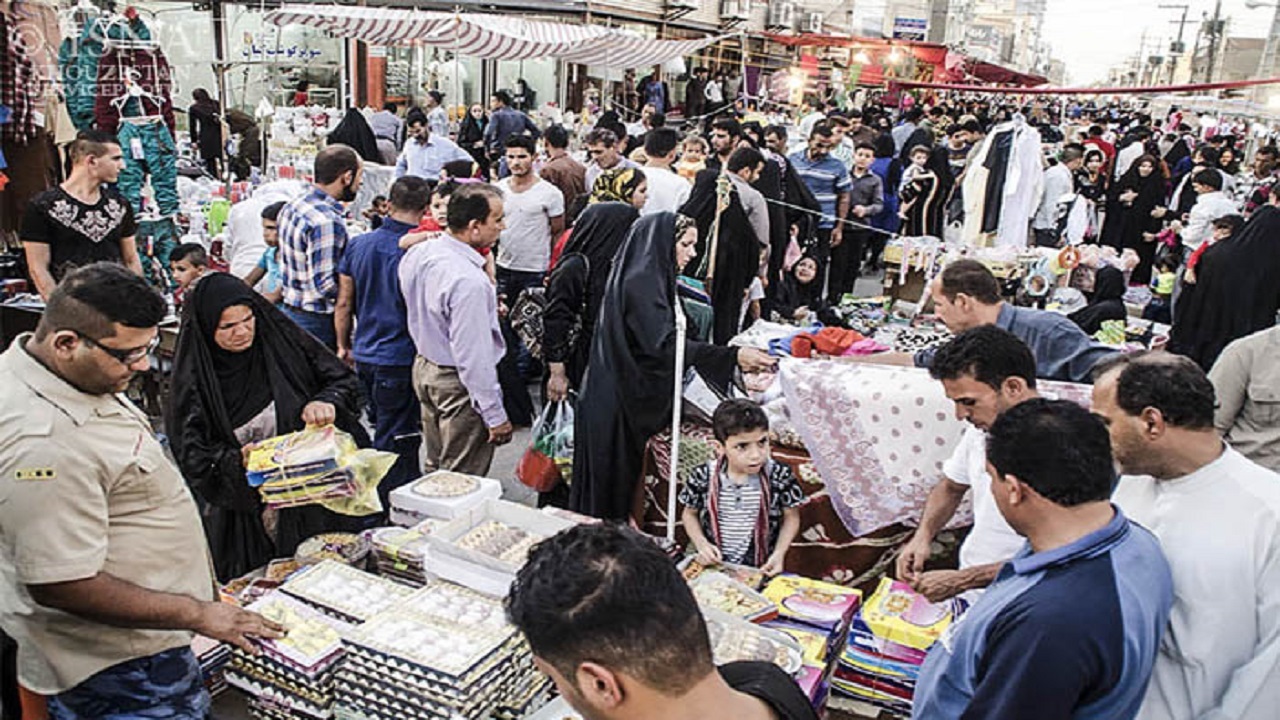 مردم غرب اهواز در بازار کیان کرونا می‌خرند و سلامتی می‌فروشند