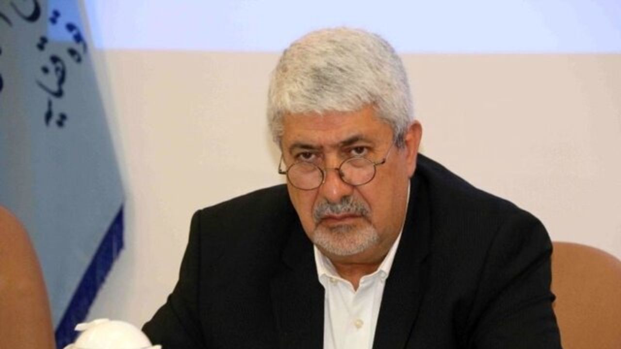 کارخانه ای نباید تعطیل و کارگری بیکار شود