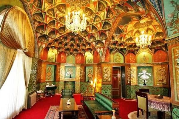 هتل عباسی اصفهان، قدیمی ترین هتل جهان را بشناسید! + تصویر