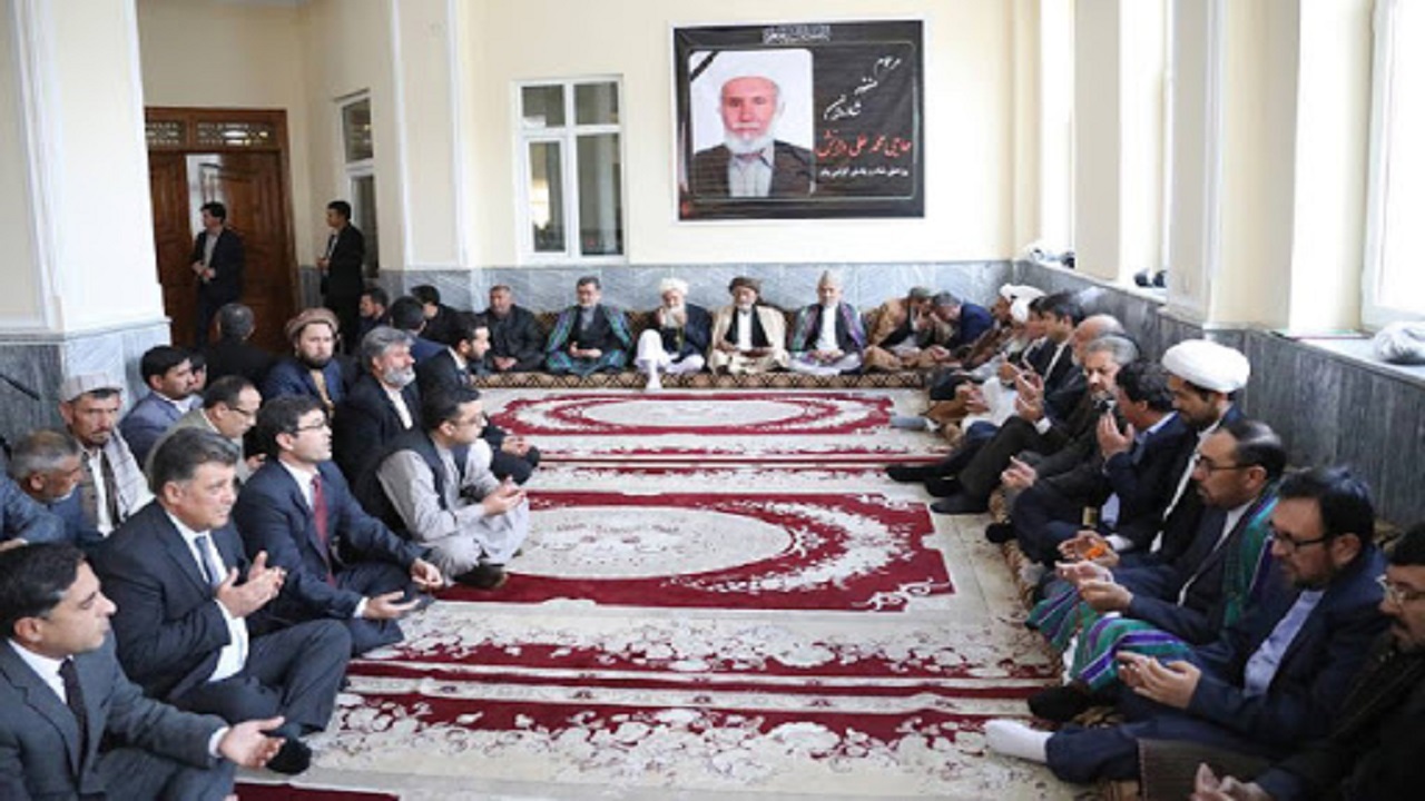 دام کرونا در مراسم ختم و عروسی پهن است