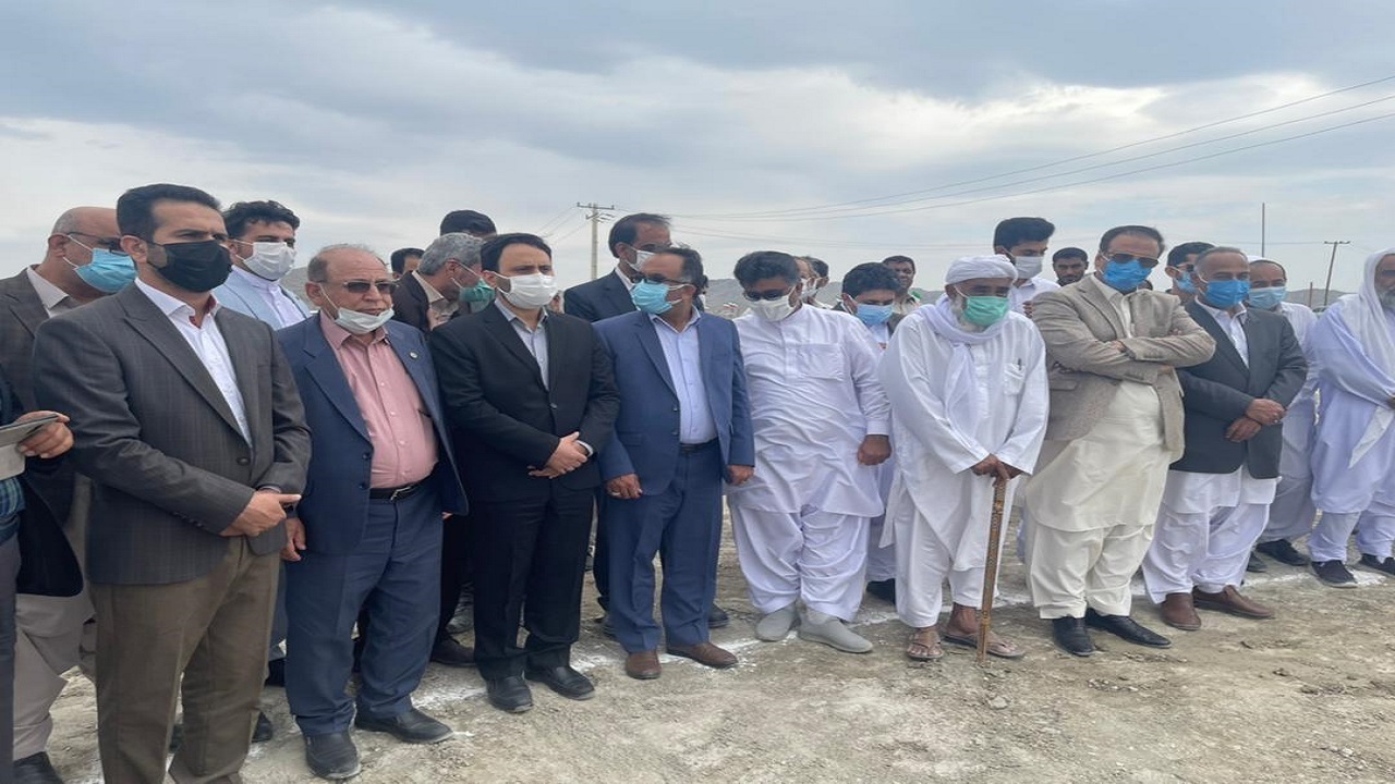 کلنگ ساخت بیمارستان بنت به زمین زده شد