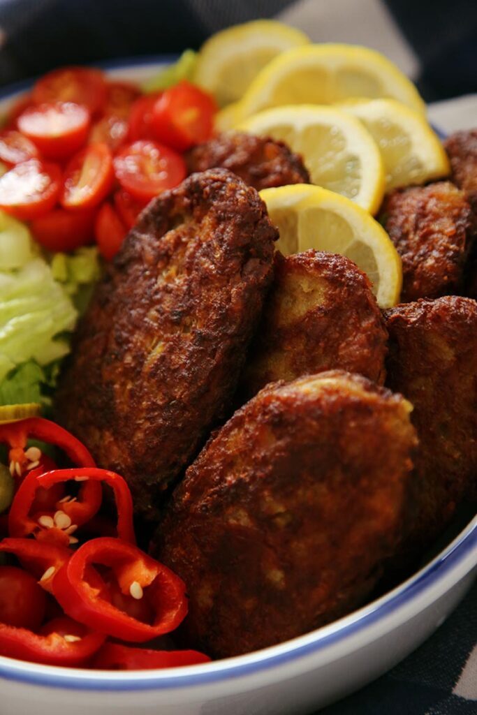 ۱۲ راز خوشمزه شدن کتلت، شامی و کوکو + ترفند&zwnj;های وا نرفتن آن&zwnj;ها