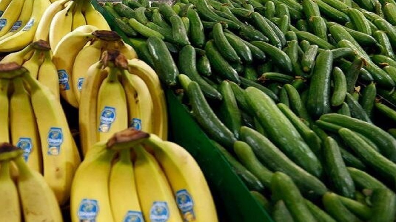 خیار و موز، چشم به راه ارزانی
