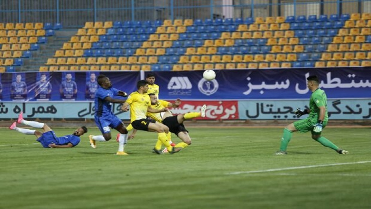 پیروزی با ارزش سپاهان مقابل گل گهر سیرجان