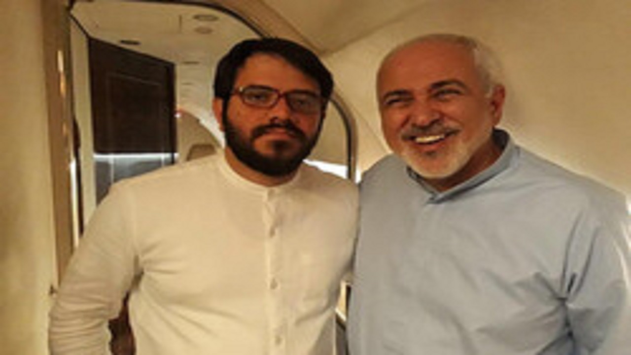دی