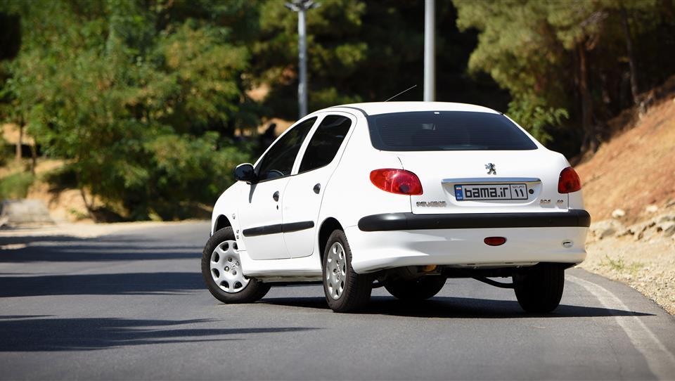 مقایسه دنا با پژو 206 صندوقدار + مشخصات فنی