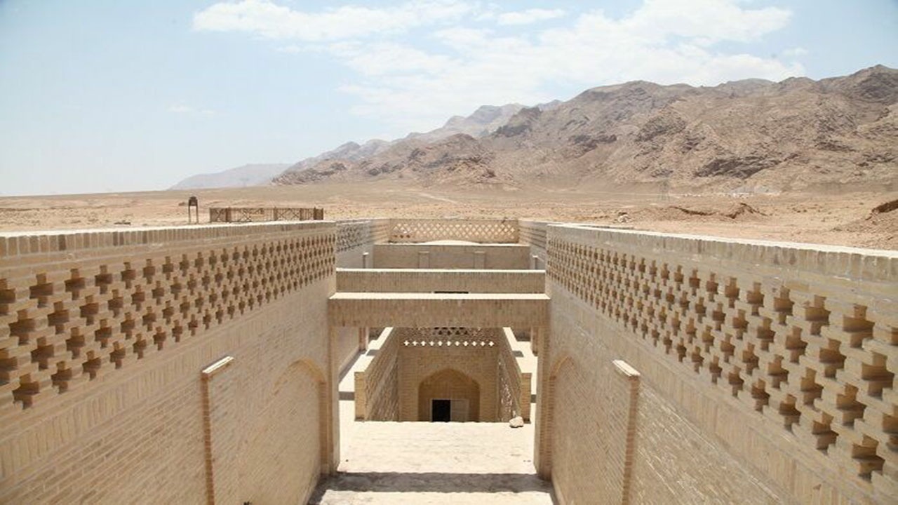 ساماندهی محوطه اطراف قنات گوهرریزِ جوپار