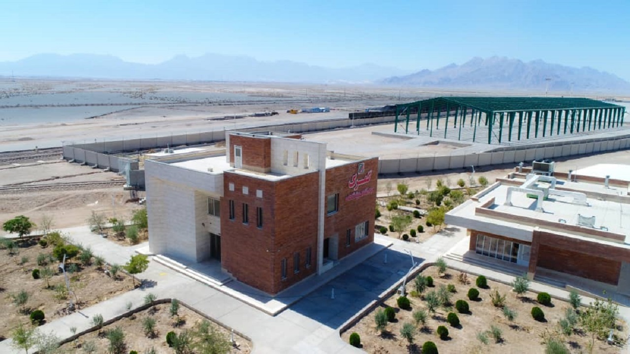 فاز اول بندر خشک پیشگامان یزد افتتاح شد