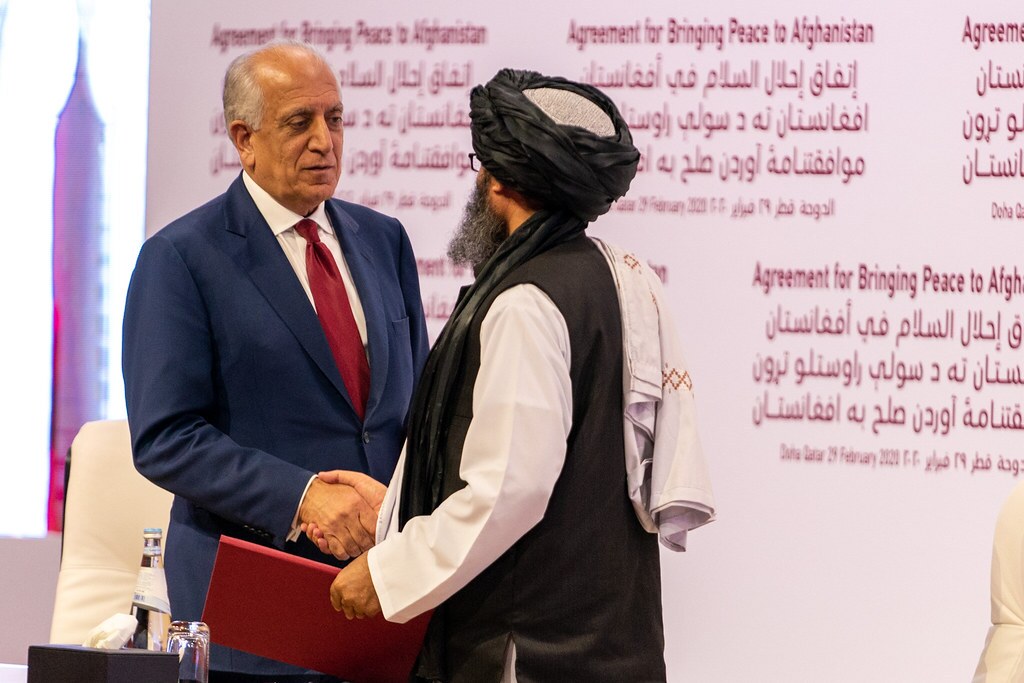 گفتگوی خلیلزاد با معاون سیاسی طالبان در دوحه