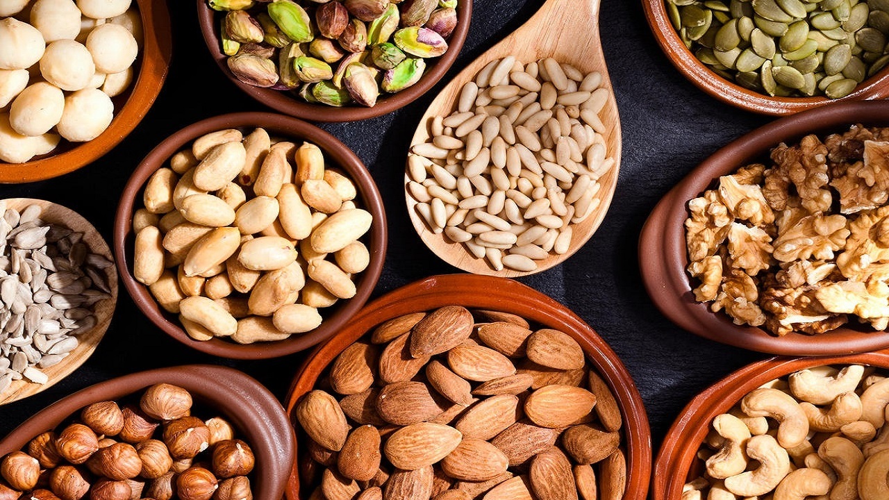 قیمت آجیل و خشکبار نوروزی در مشهد تغییر نمی کند