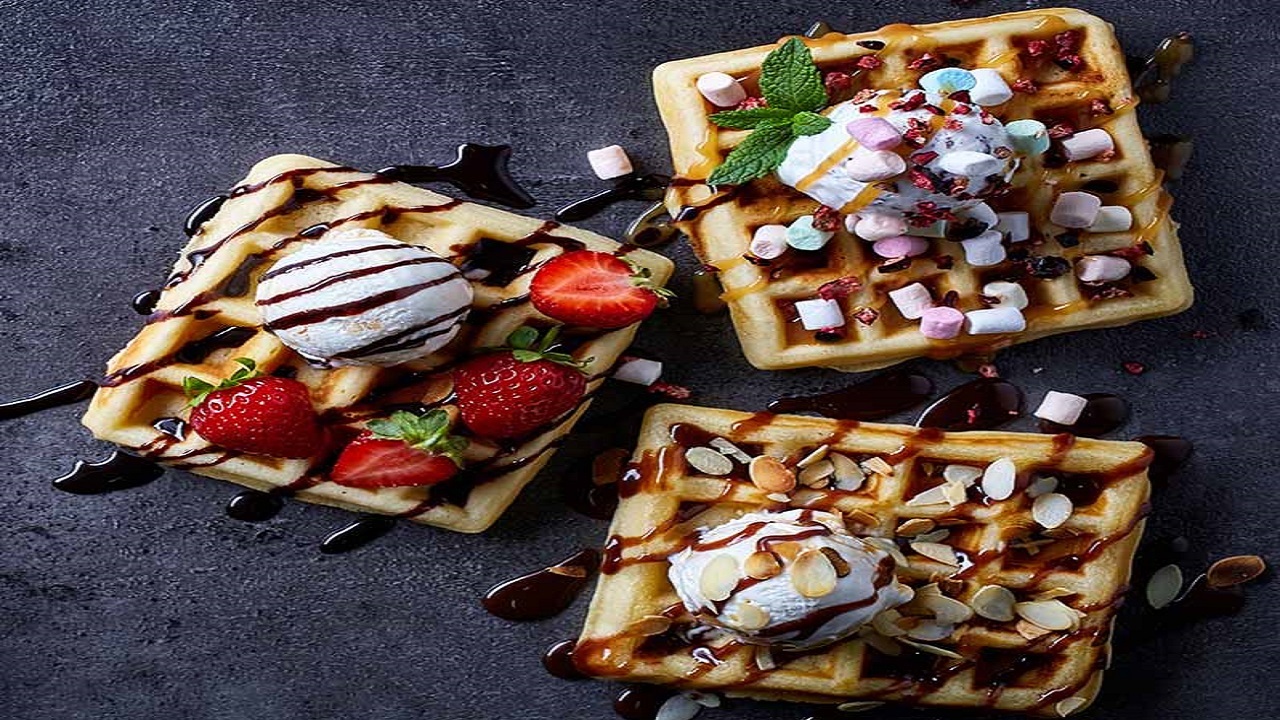 طرز تهیه وافل میوه