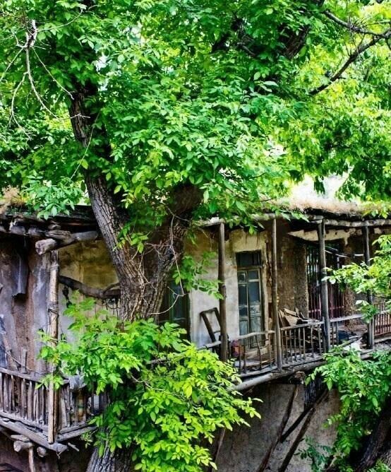 روستای ازغد، مقصدی گردشگری برای همه سلایق