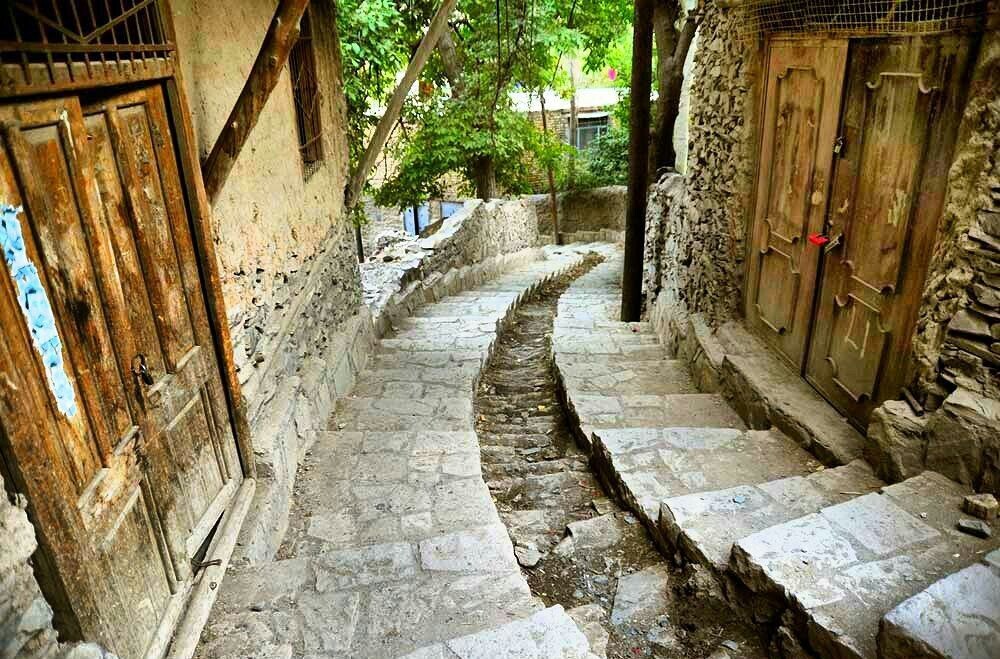 روستای ازغد، مقصدی گردشگری برای همه سلایق