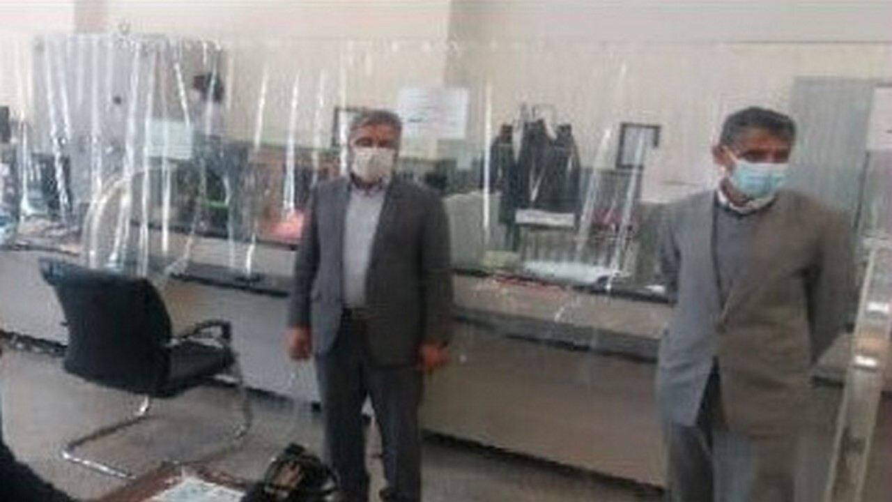 بازدید سرزده فرماندار ایلام از ادارات و بانک‌ها
