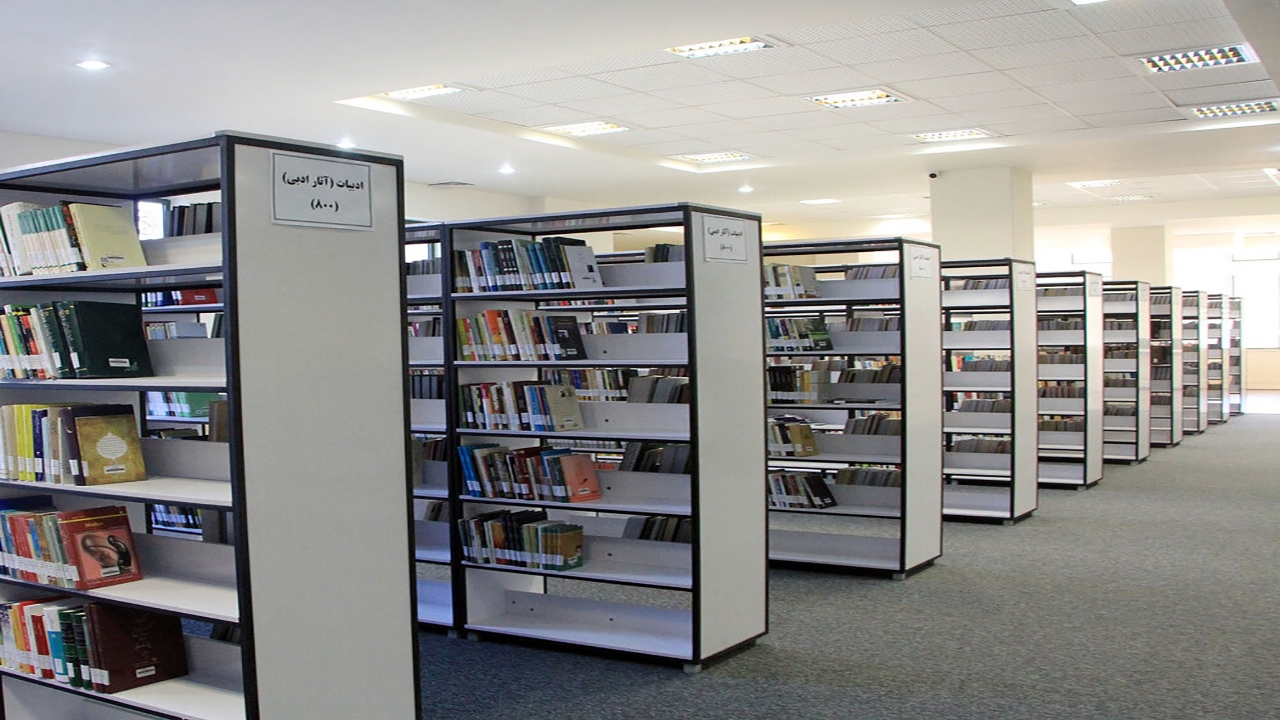 اجرای طرح کتابخانه گردی در کتابخانه فجر مهاباد