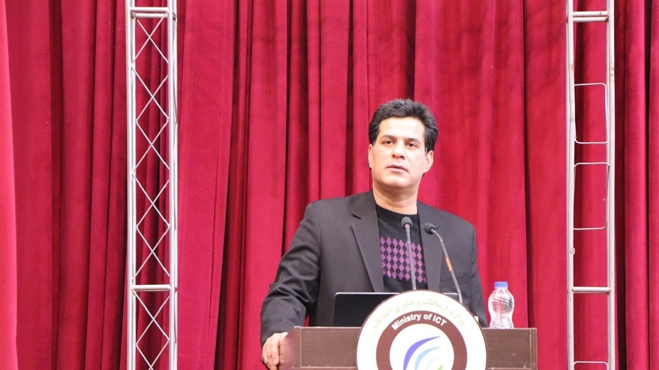 سامانه «پنجره واحد مدیریت زمین» رونمایی شد