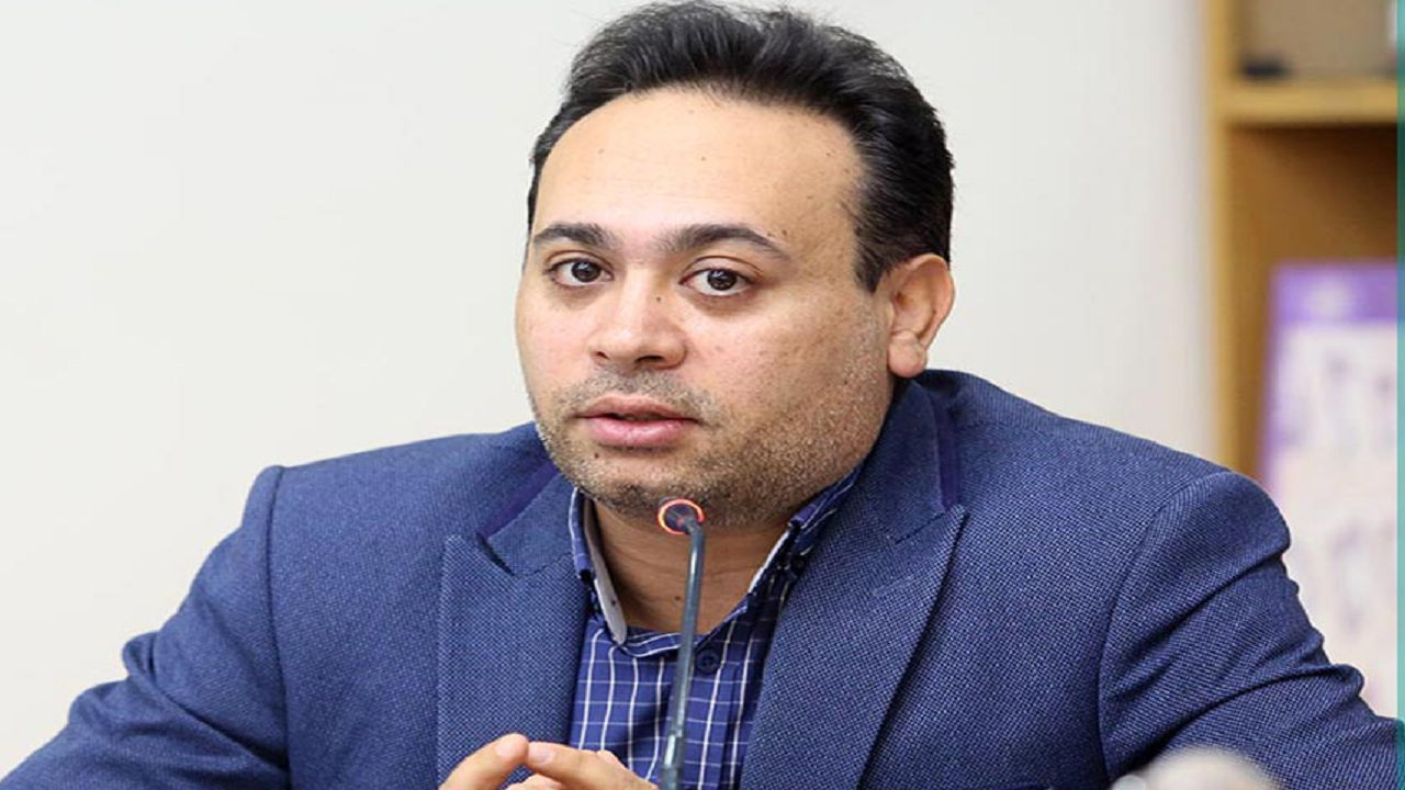 کاشت نهال به یاد شهدای محیط بان