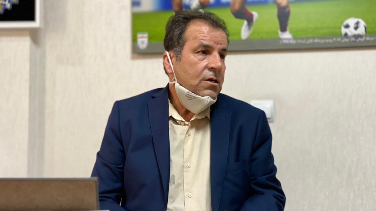اصفهانیان: نمی‌دانم چرا رد صلاحیت شدم/ جایی که نیاز باشد به فوتبال ایران کمک خواهم کرد