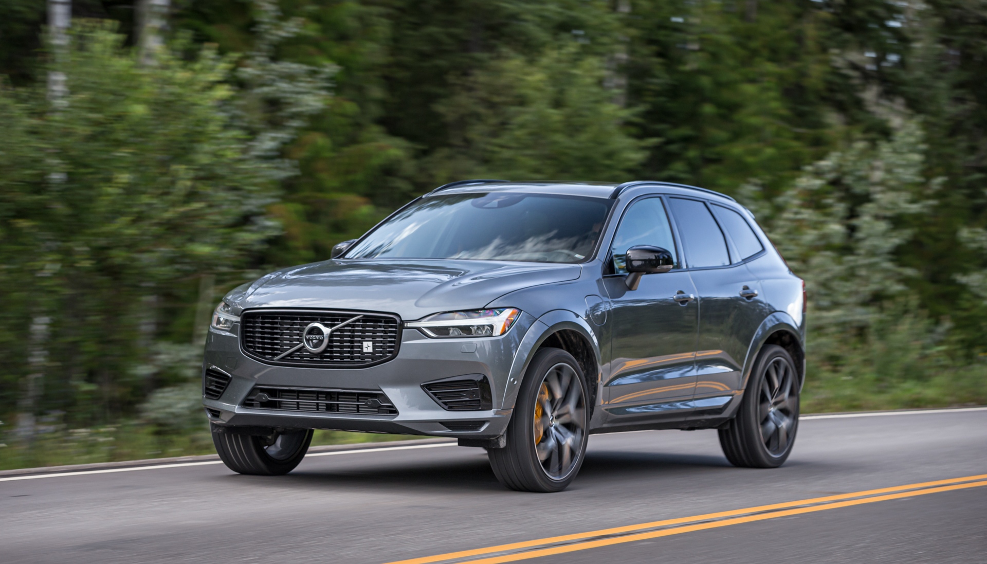 مقایسه ولوو XC60 و یواز پاتریوت + مشخصات فنی مقایسه ولوو XC60 و یواز پاتریوت + مشخصات فنی