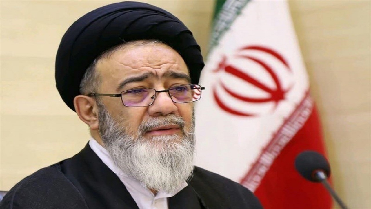 فریب لبخند دشمنان را نخورید