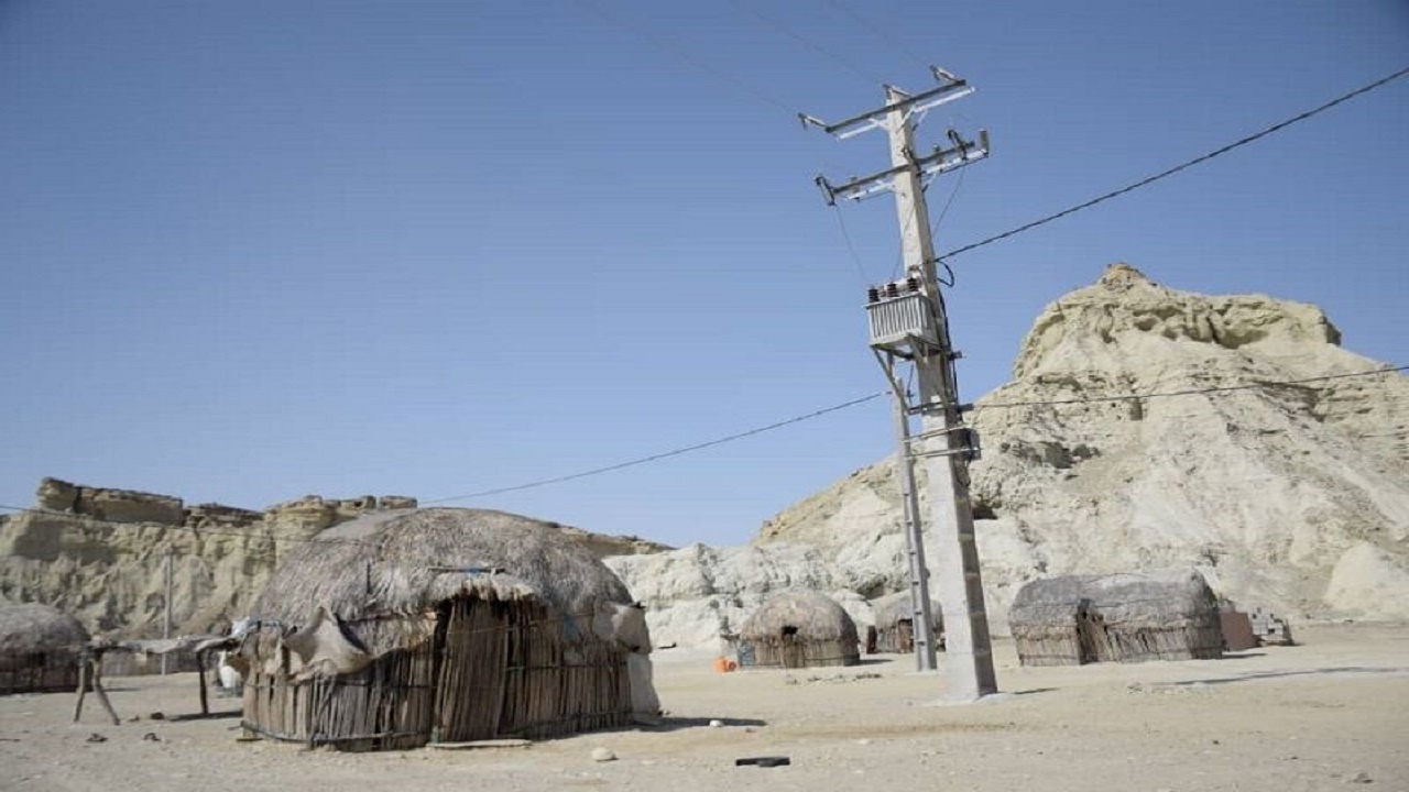 ۱۰۰درصد روستا‌های کنارک از برق پایدار بهره‌مند شدند