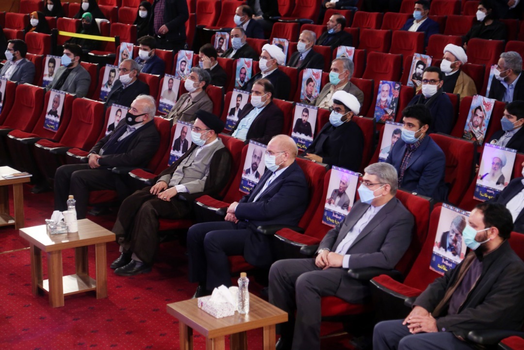 فاصله مسئولان از قرآن افزایش یافته است/تضمین پیروزی ما در پیروی از سنت&zwnj;های الهی است
