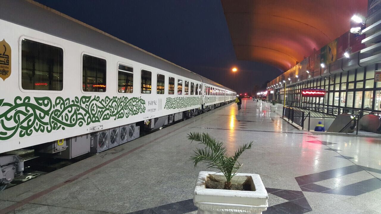قطار مسافربری طبس مشهد از سر گرفته می شود