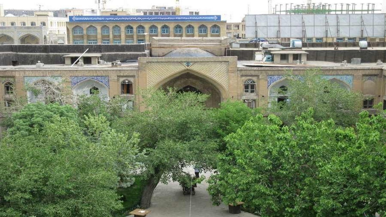 مدرسه عباسقلی خان؛ شاهکار معماری دوران صفوی