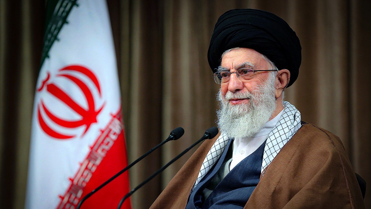 توصیه رهبر انقلاب به جوانان برای استفاده از فضای مجازی