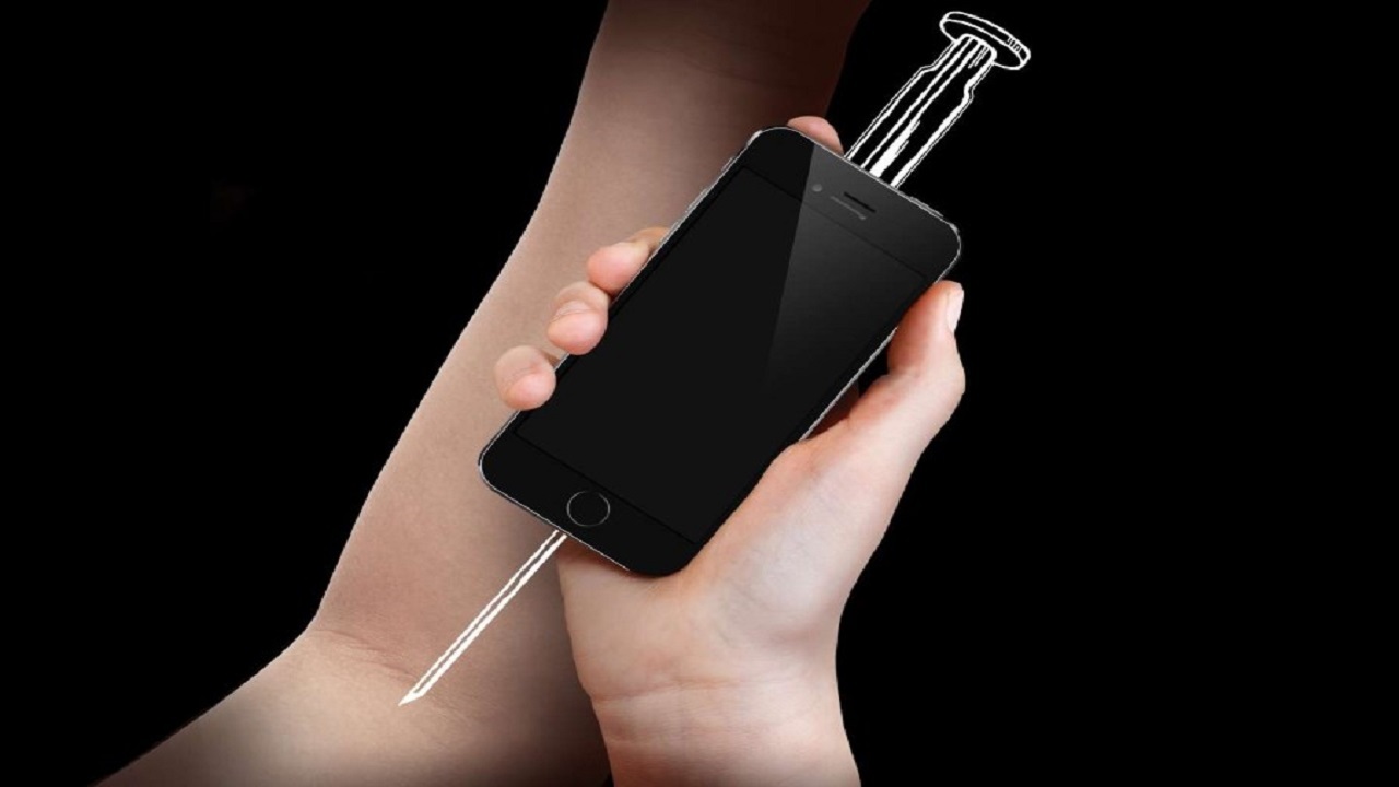 چاقوی دولبه فضای مجازی برای نوجوانان و جای خالی سلبریتیهای تربیتی چاقوی دولبه فضای مجازی برای نوجوانان و جای خالی سلبریتیهای تربیتی