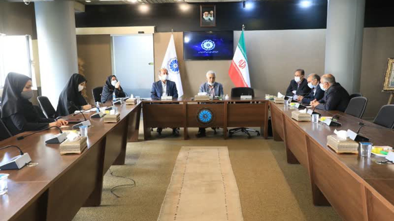 فضای مراوده تجاری با کشور آذربایجان مساعد است