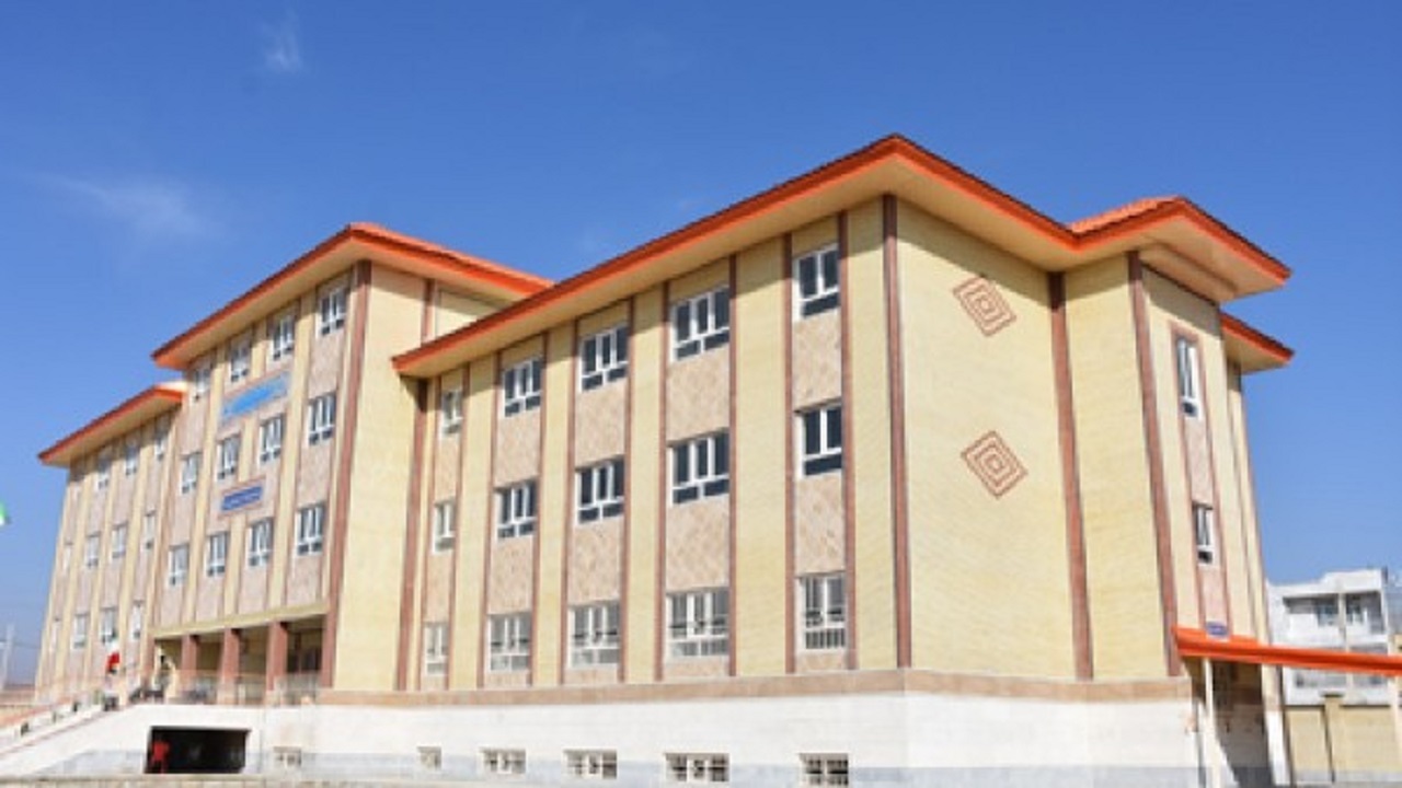مهرورزی خیر البرزی در راه مدرسه سازی