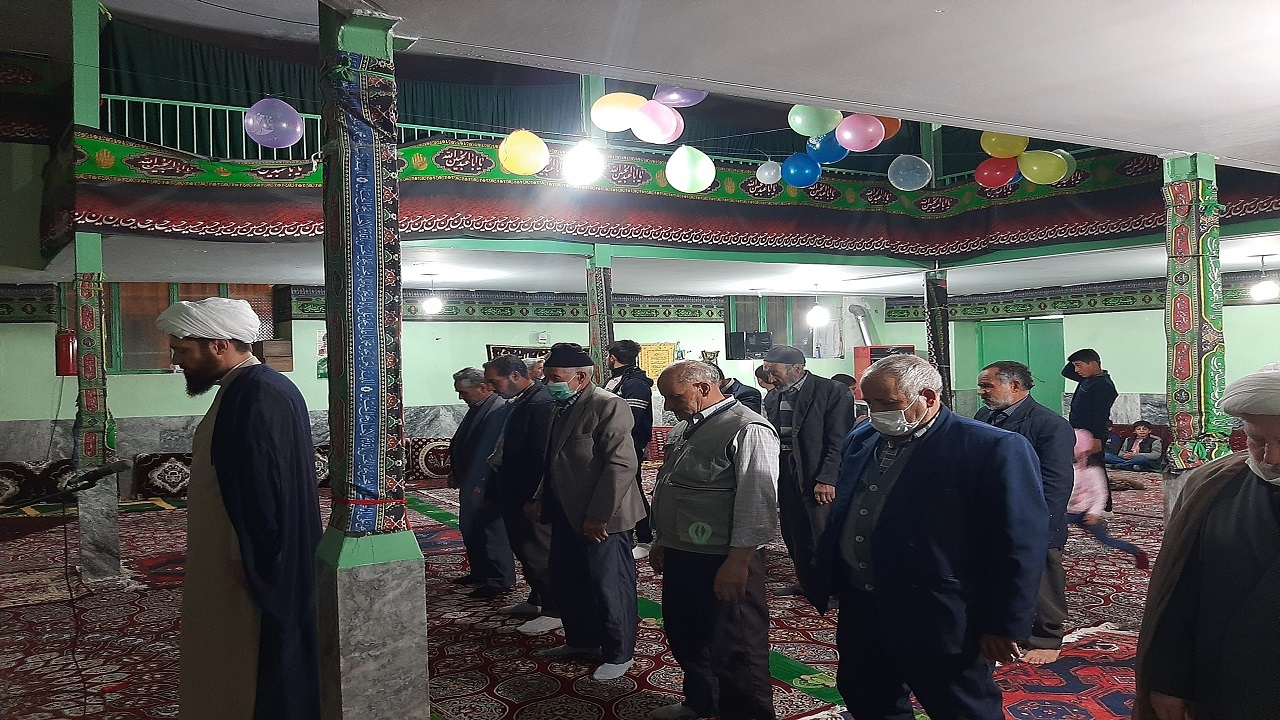 برپایی مراسم مبعث رسول اکرم در روستای توآباد + فیلم و تصاویر