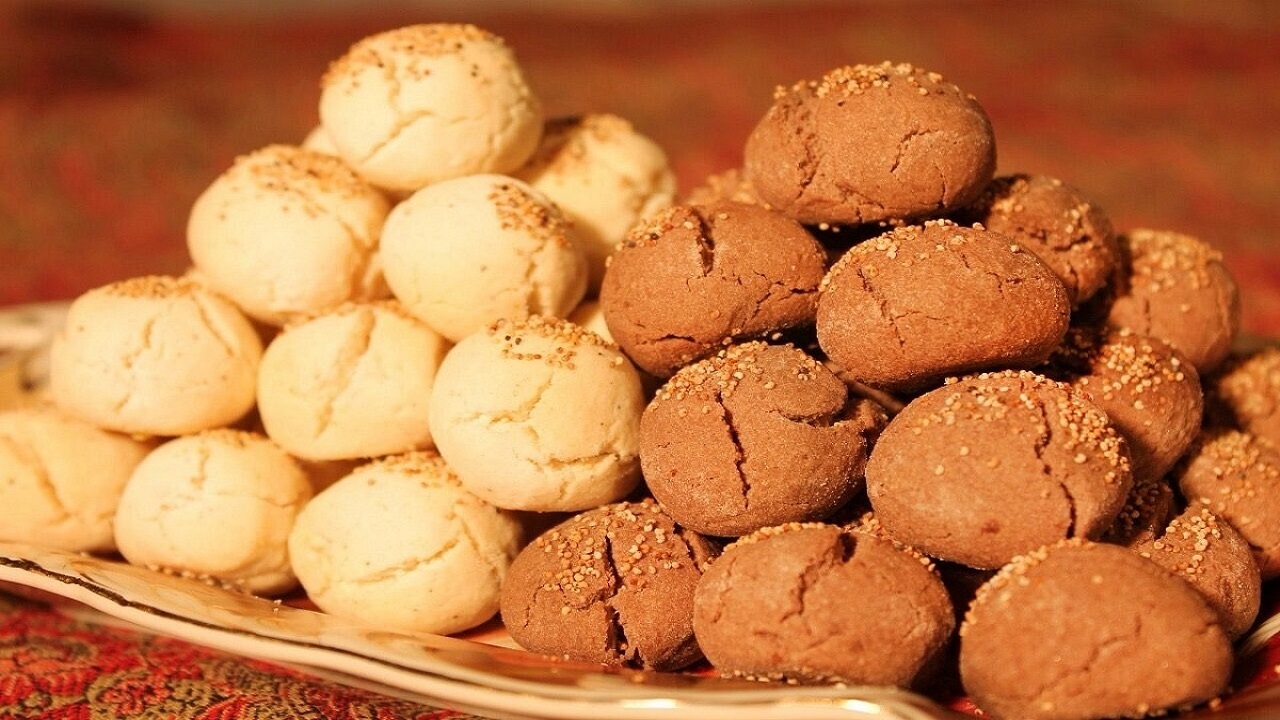 طرز تهیه شیرینی قندی قزوینی در فر و بدون نیاز به فر برای عید