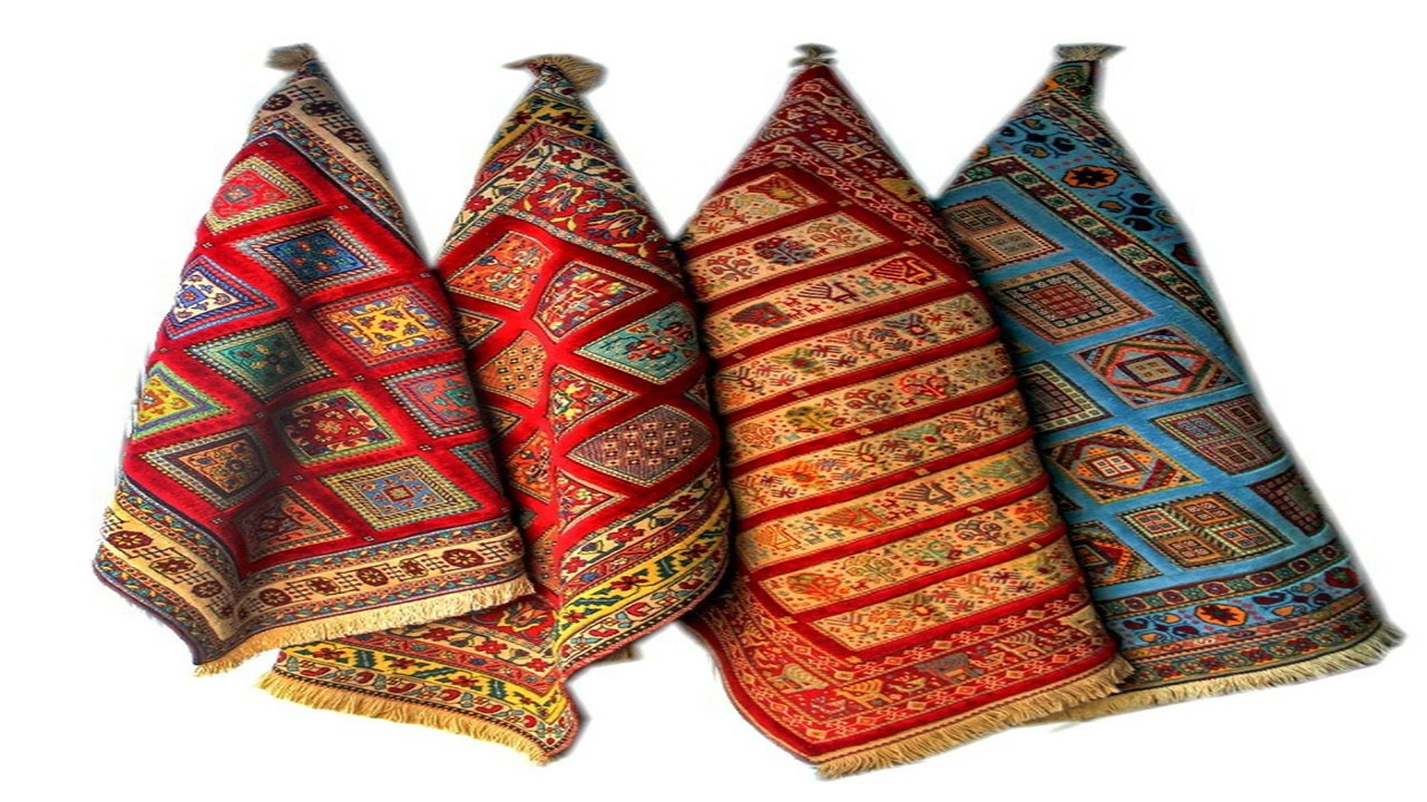 کارگاه آموزشی گلیم‌بافی در کهنوج آغاز شد
