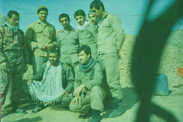 اطاعت عالم سرشناس از یک شاگرد بنا وسط جنگ!