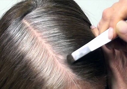 رنگ کردن مو و پوشاندن موهای سفید