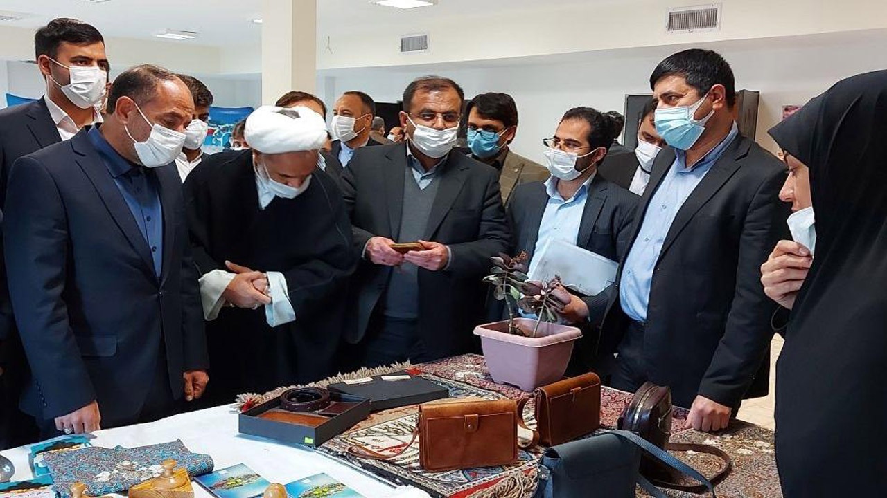 نمایشگاه صنایع‌دستی در شهرستان گرمه برپا شد