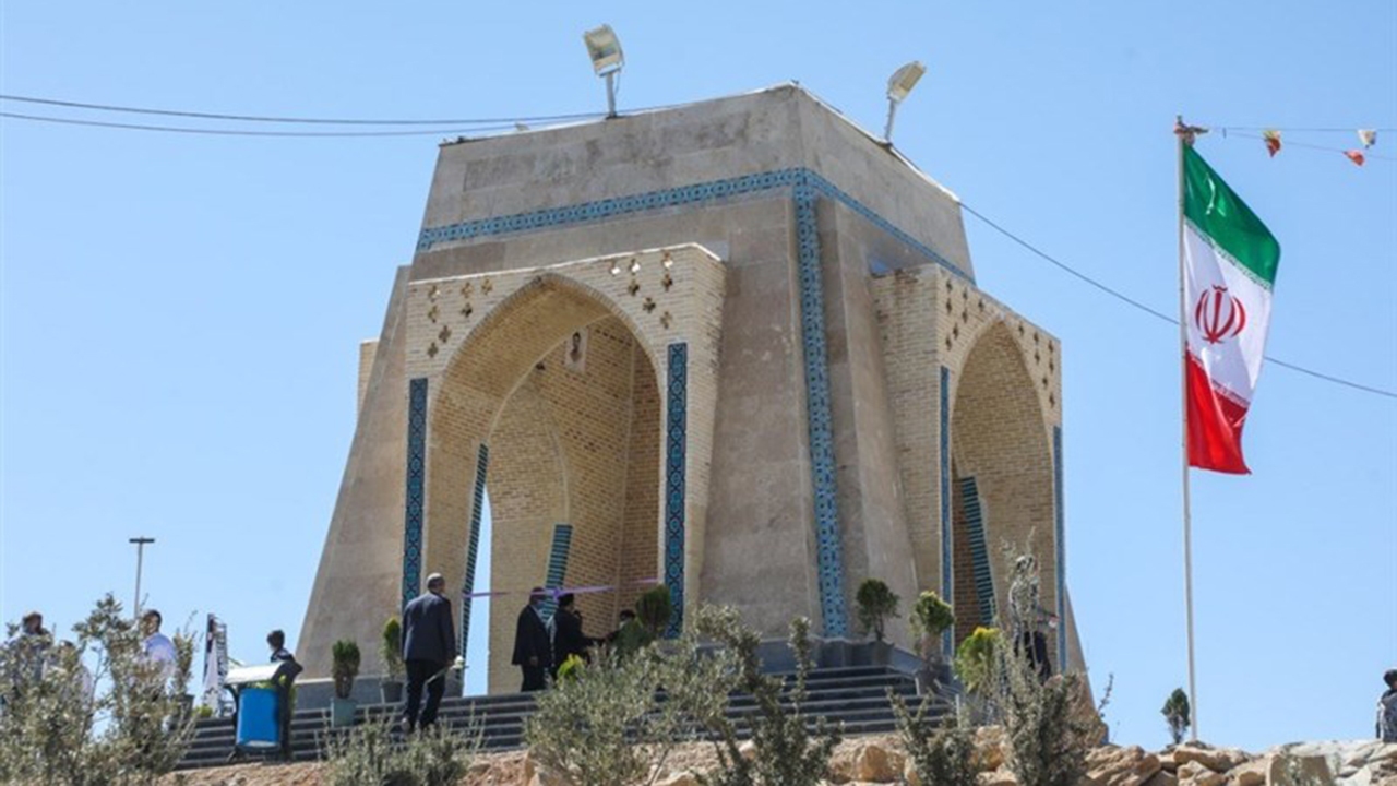 رونمایی از یادمان شهدای غواص و گمنام شیراز