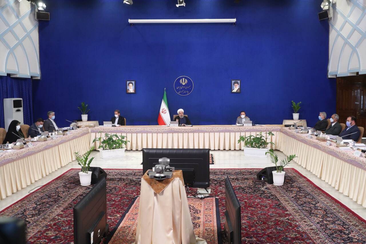 مجوز دولت برای واردات گوشت مرغ با ارز ۴۲۰۰ تومانی صادر شد