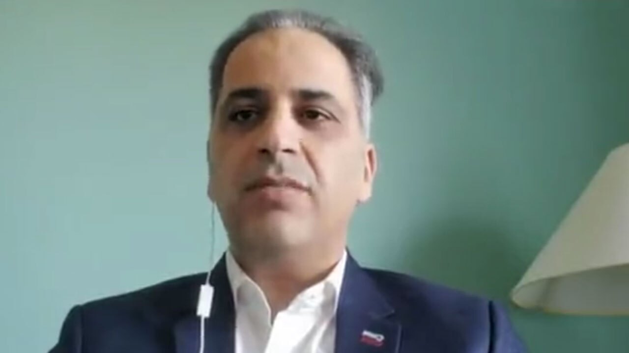 توهین بی‌شرمانه کارشناس شبکه من و تو به ملت ایران + فیلم