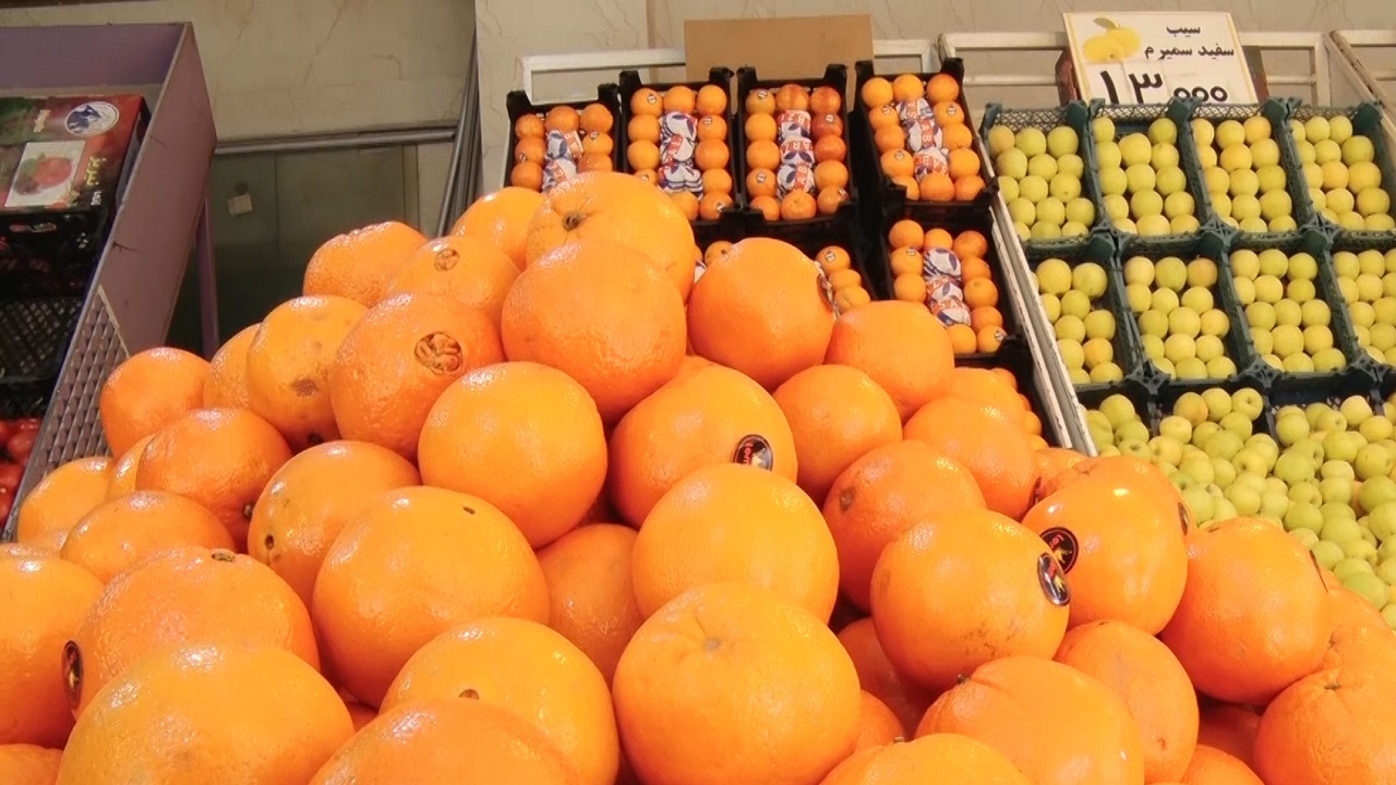 آغاز توزیع میوه شب عید به قیمت دولتی